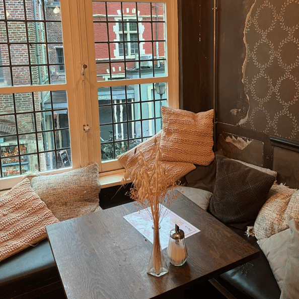 The best places to enjoy a Hot Chocolate in Ghent!